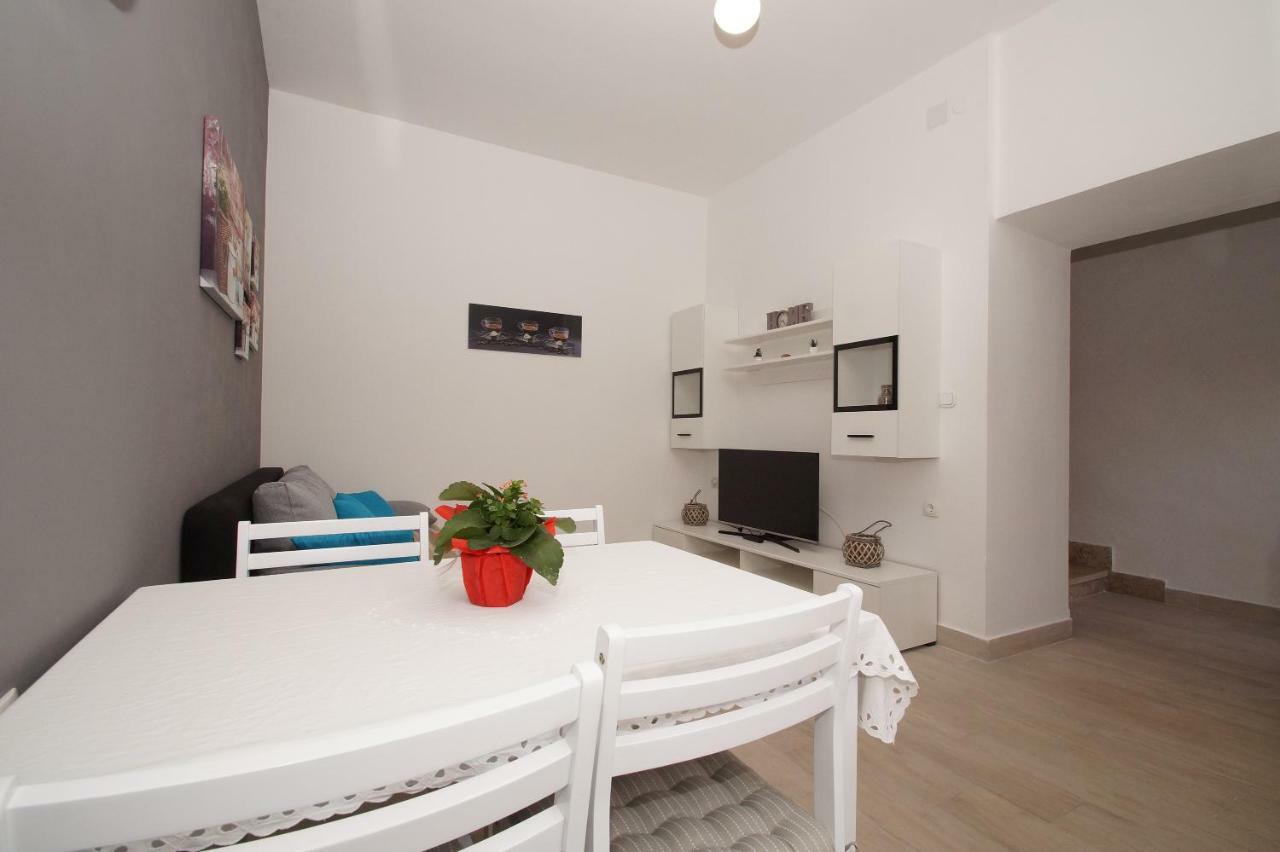 Apartment Vedro كورتْشولا المظهر الخارجي الصورة